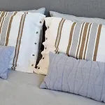 Artisan Hideaway Bed & Breakfast