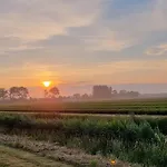 Bed & Breakfast Artisan Hideaway Breezand (North Holland)