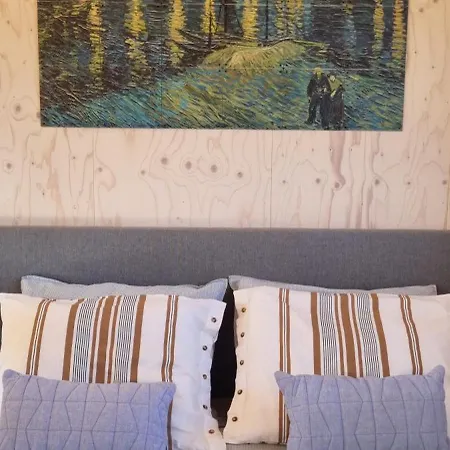 Artisan Hideaway Bed & Breakfast Breezand